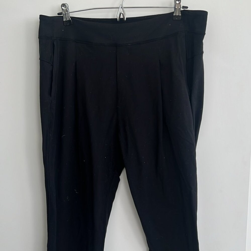Lululemon High-Rise Jogger Black, Size 14